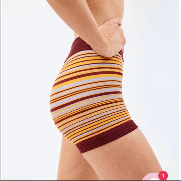 Nagnata Yoni Shorts and Lucid Bra Top Set in Cuba Stripe - Picture 3 of 11